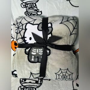 Twin Hello Kitty Halloween Grey Skeleton Blanket